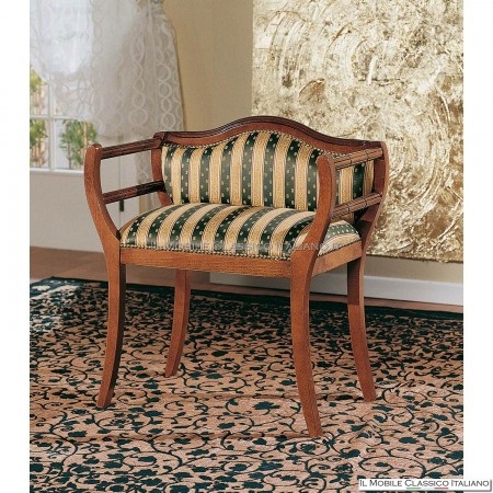 Upholstered armchair in solid wood art. 196